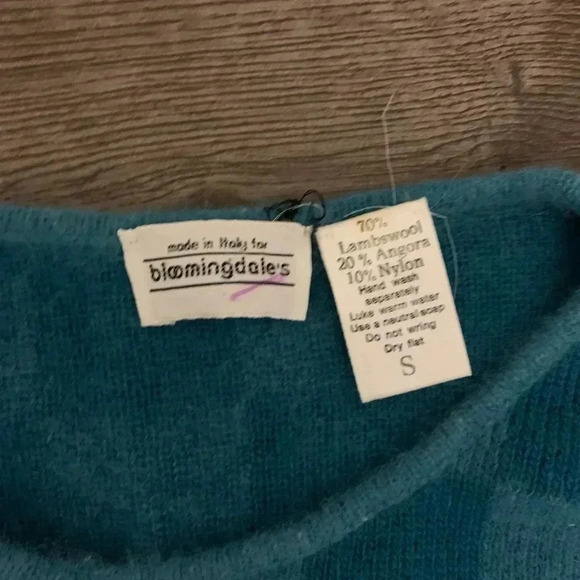 Bloomingdale's blue checkered lambs wool angora pull over sweater vtg | size S - Picture 2 of 5